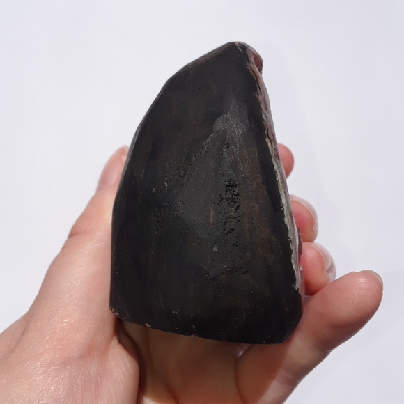 Rainbow Amethyst Cutbase - Picture 2 of 5